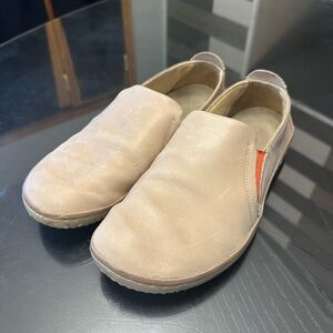 Vivobarefoot Mata in Mole